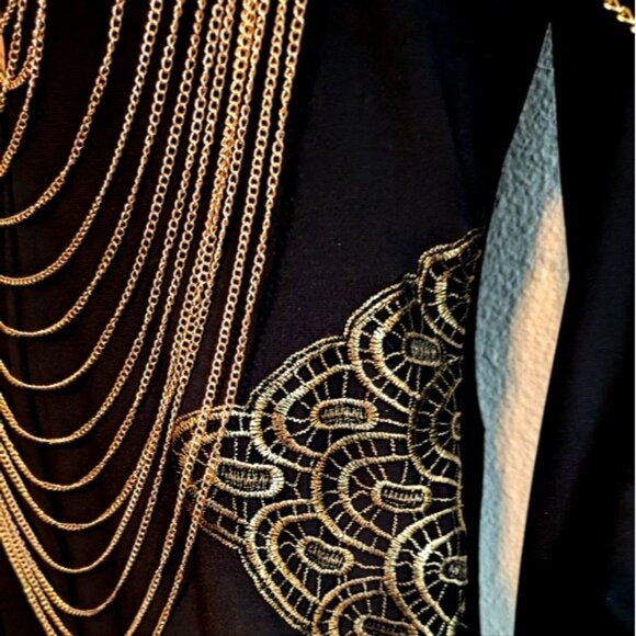 Elegant Black and Gold Maxi Dress - Picture 9 of 15